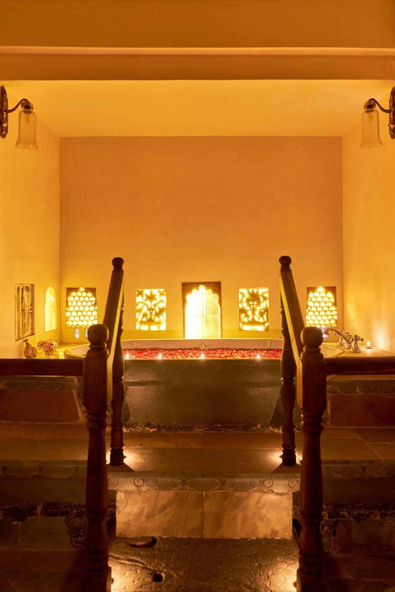 Kaladwas Lal Haveli Hotel Udaipur Buitenkant foto